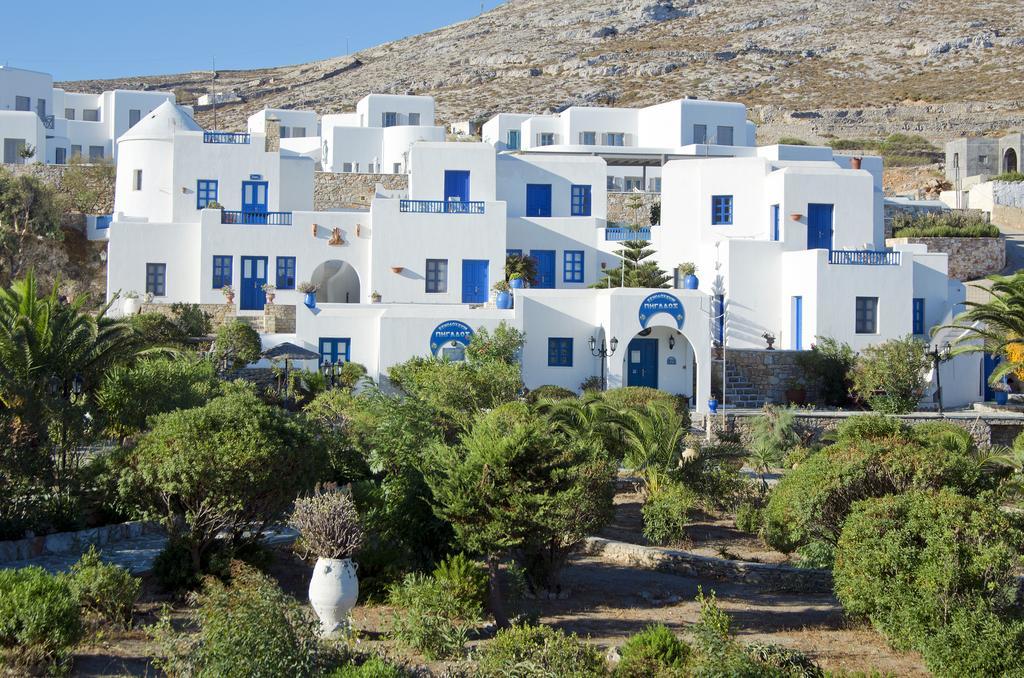 Pegados Apartments Folegandros Town Bagian luar foto