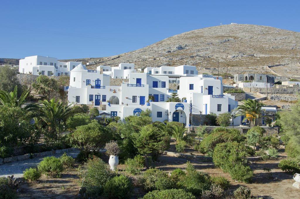 Pegados Apartments Folegandros Town Bagian luar foto